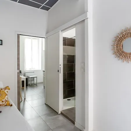 Beautiful Flat In The 8th District Of - Welkeys